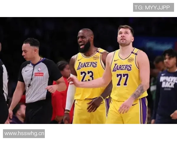 詹姆斯已经失望了，东契奇根本不是MVP级别的巨星，关键时刻表现拖累球队出局